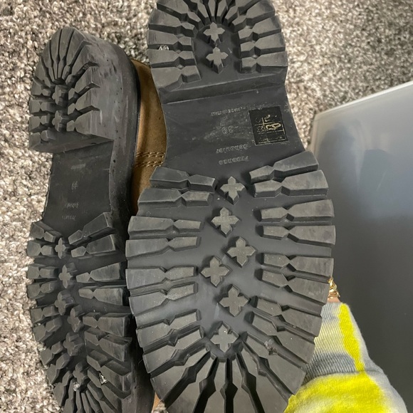 Proenza Schouler
Women's Lug Sole Chelsea Booties - Picture 3 of 4